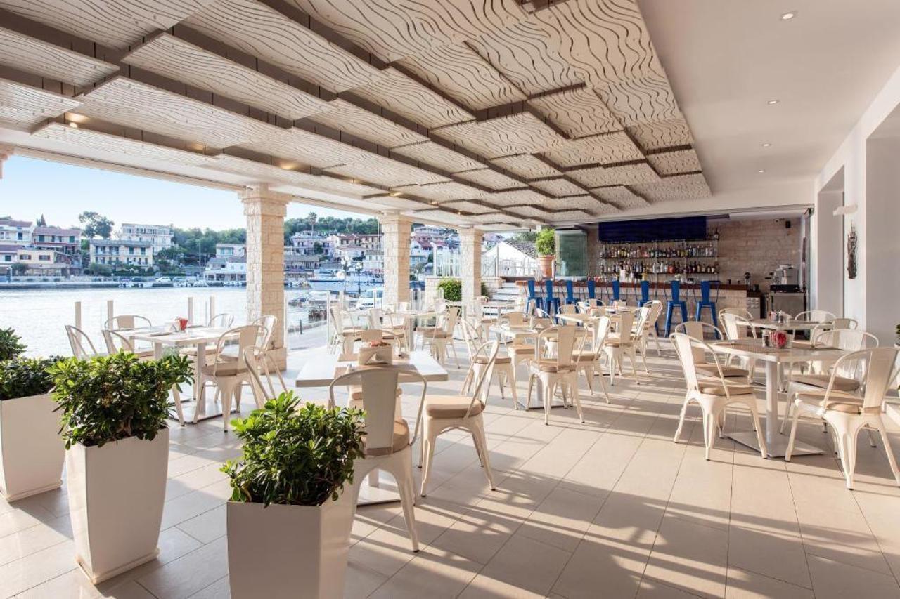 Melina Bay Boutique Hotel Kassiopi Exterior foto